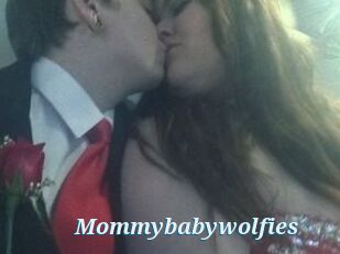 Mommybabywolfies